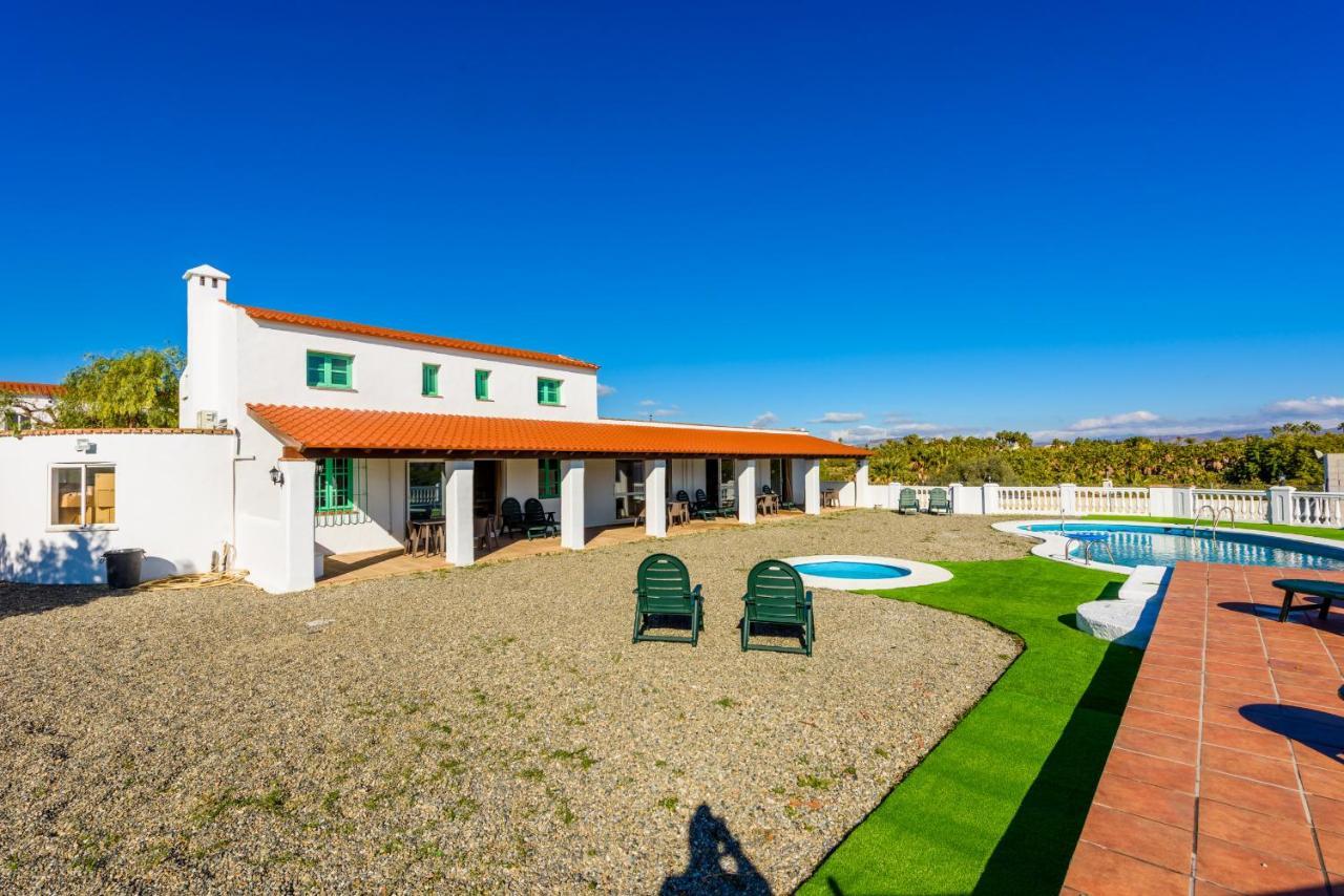 Appartement Cubo'S Apartamento El Patio Andaluz 9 à Cártama Extérieur photo